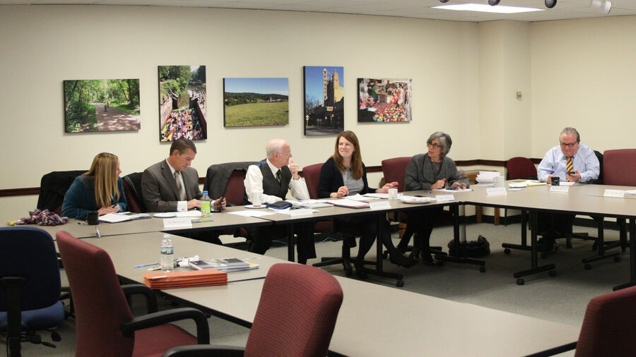 Certificate Business And Public Policy